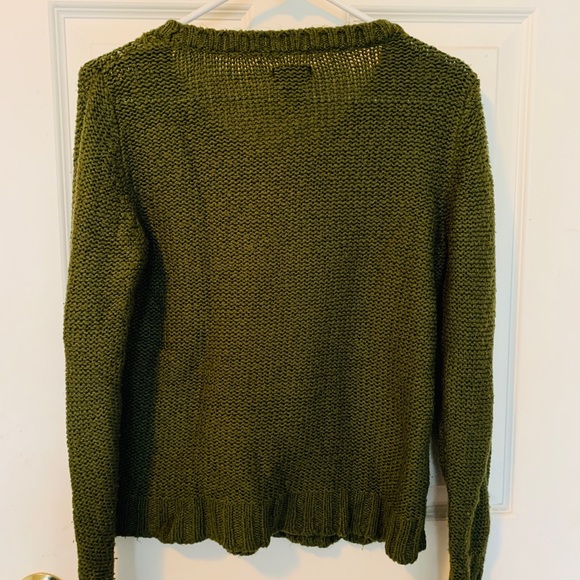 Olive sweater - Picture 2 of 2